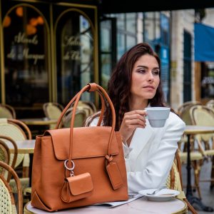 sovereign cartling j lifestyle sac à main cuir pleine fleur louvre paris