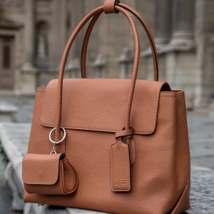 sovereign cartling j lifestyle sac à main cuir pleine fleur louvre paris