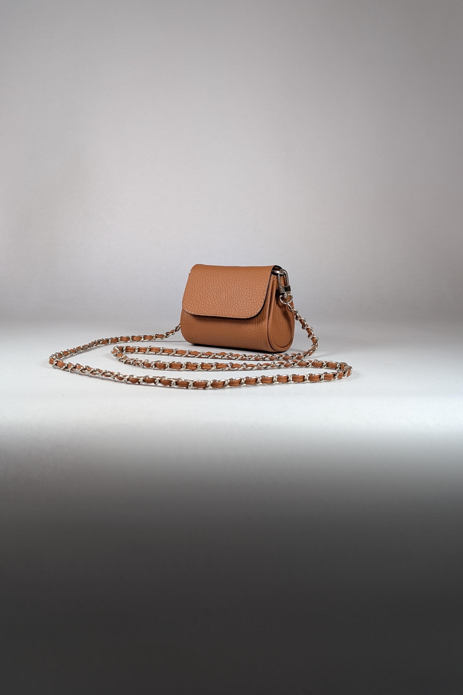 sovereign cartling j lifestyle sac à main cuir pleine fleur louvre paris