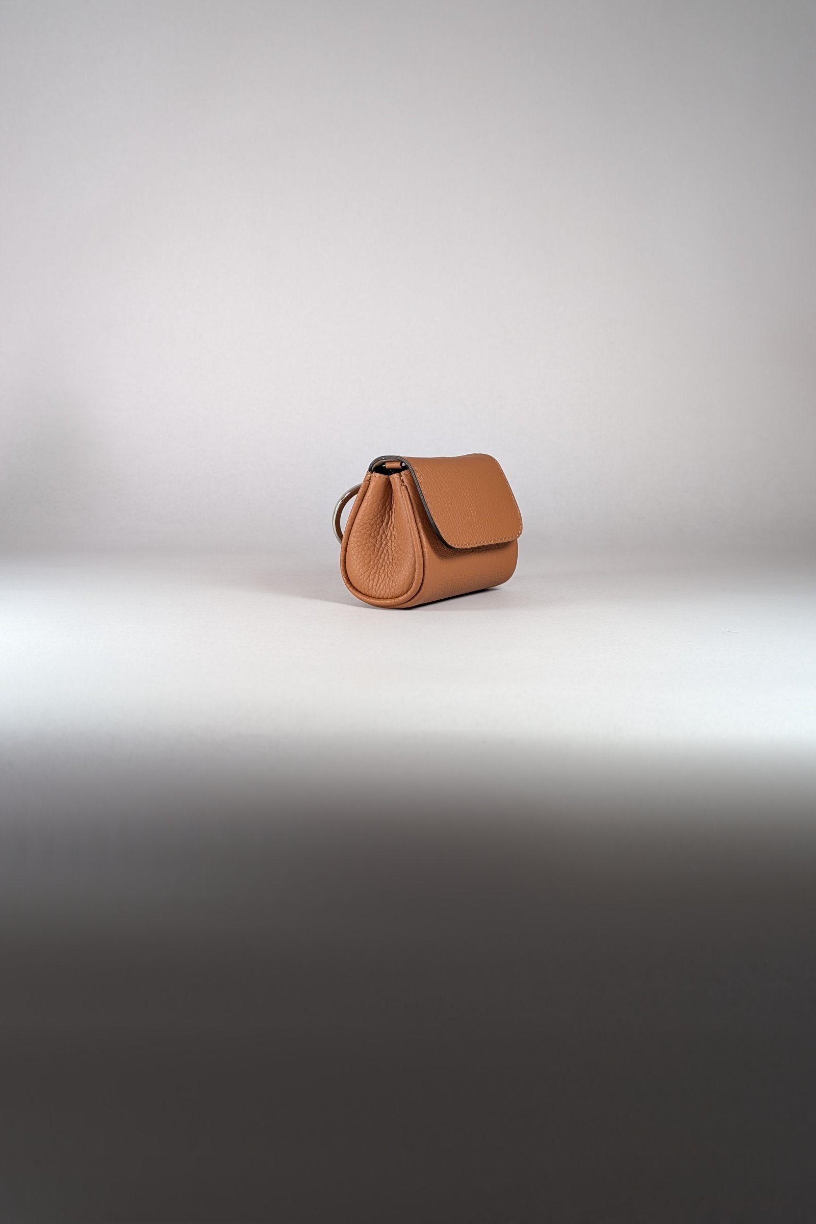 sovereign cartling j lifestyle sac à main cuir pleine fleur louvre paris
