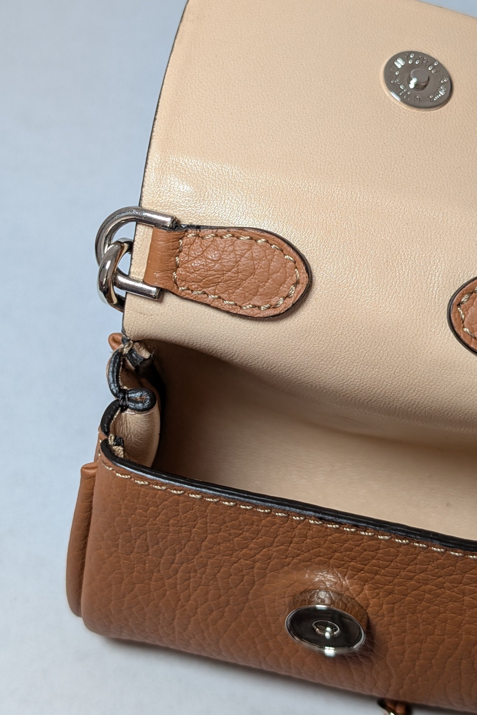 sovereign cartling j lifestyle sac à main cuir pleine fleur louvre paris