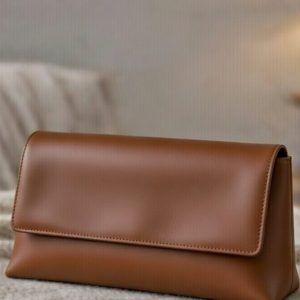 EVIDENCE - Crest - Image 2