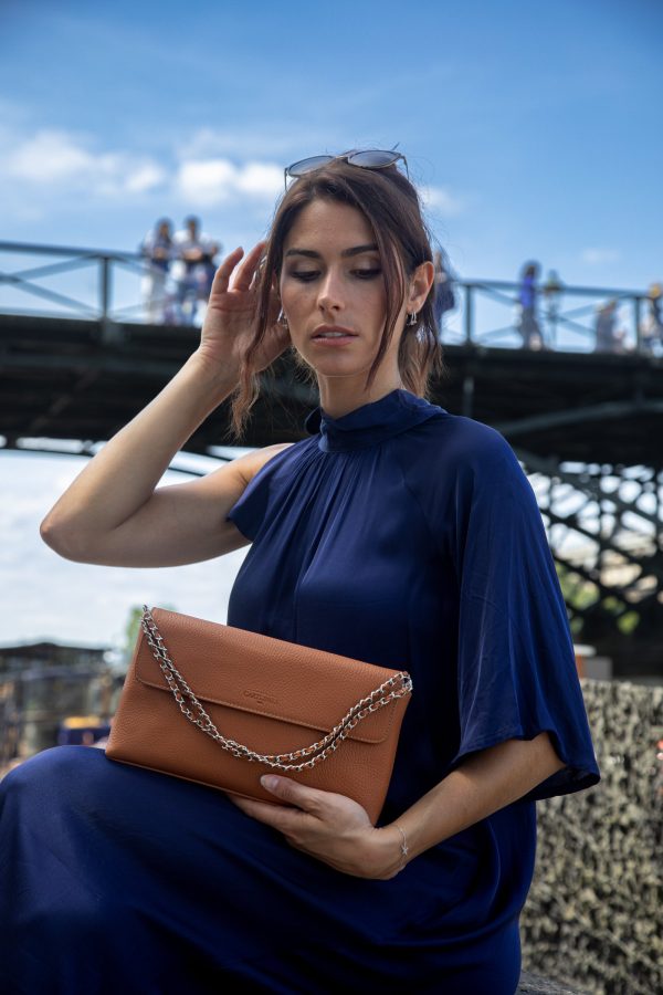 vanguard lifestyle fawn leather paris fashion